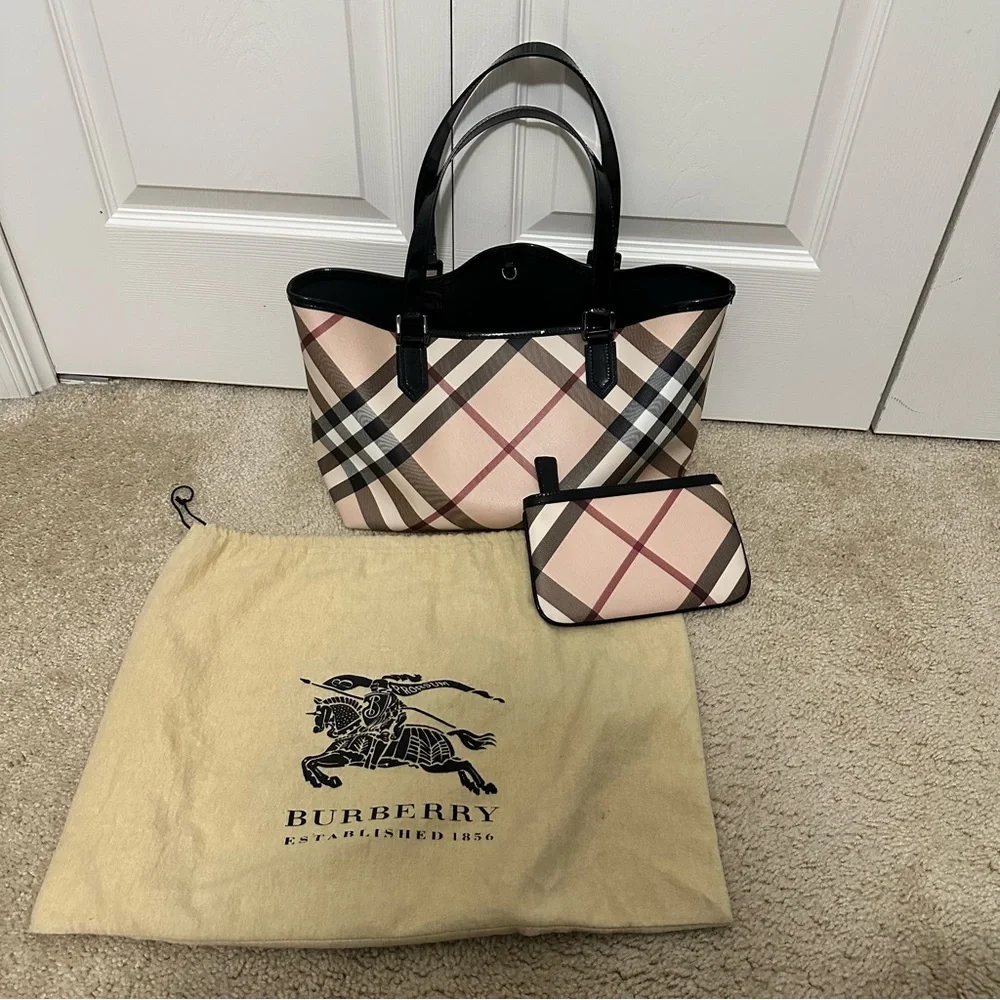 Burberry Supernova Check Bag Tote Coated Canvas‎ Luxury Style VGUC w/Dustbag - Picture 2 of 12